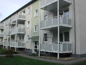 Reinkommen und Wohlfühlen: renovierte 3-Zimmer-Wohnung mit neuen Fenstern - Foto 3