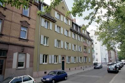 Erstbezug nach Sanierung! 2 Zimmer Wohnung im 3 Obergeschoß - Photo 2