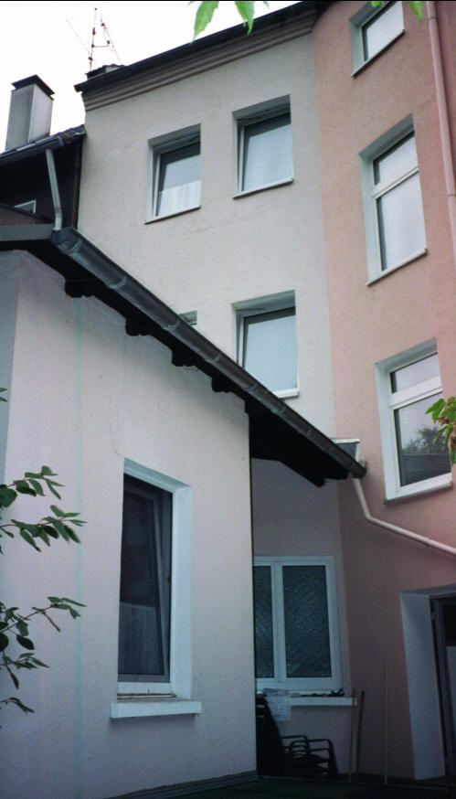 Schöne 3 Zimmer-Wohnung im Altbaustil - Foto 2