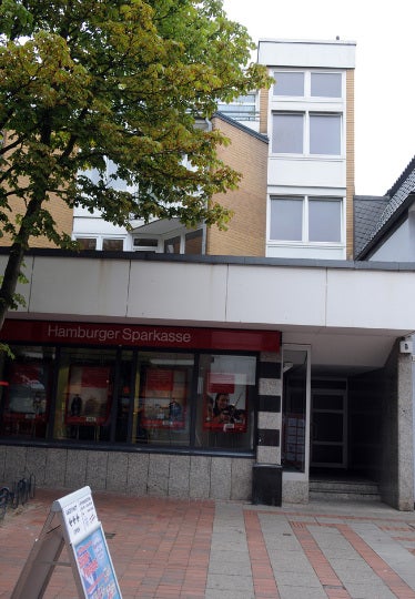 Interessante 2-Zi.-Whg direkt in der beliebten Fußgängerzone in Rahlstedt (Einzugsbereit im Juni 2026) - Photo 2