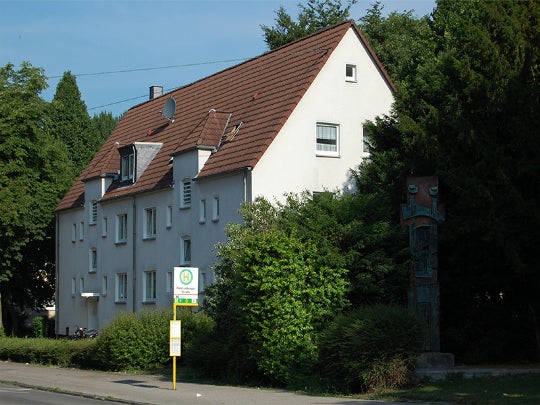 Renovierte 2-Zimmer-Wohnung mit Wannenbad - Photo 2