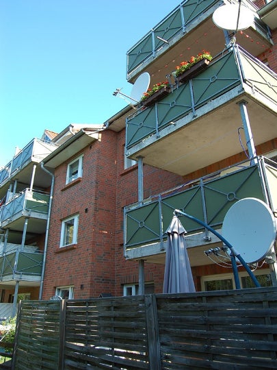 Über den Dächern: helle 2-Zimmer-Dachgeschosswohnung mit großem Balkon - Photo 3