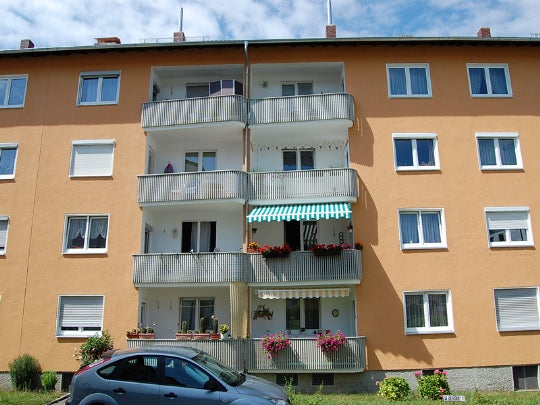 Zuhause fühlen mit Aussicht: Deine neue 3-Zimmer-Wohlfühloase mit Balkon - Foto 2