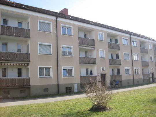 Lust auf Veränderung! Renovierte 2,5-Zimmer-Wohnung mit Balkon - Photo 1