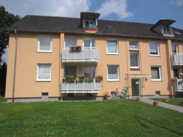 bezugsfgertige 2-Zimmer-Wohnung mit Balkon - auf Wunsch mit Einbauküche - Photo 4