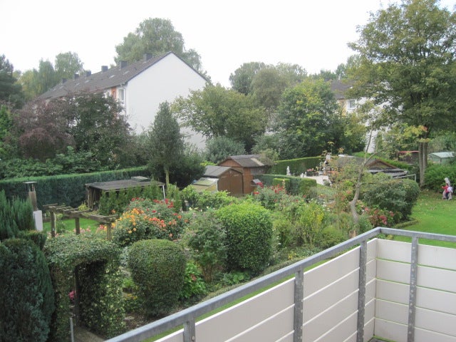Zuhause fühlen! Renovierte 3-Zimmer-Wohnung mit Balkon - Photo 4
