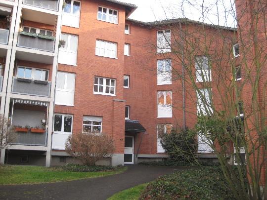 Preiswerte 3-Zimmer-Wohnung in zentraler Lage - Foto 1