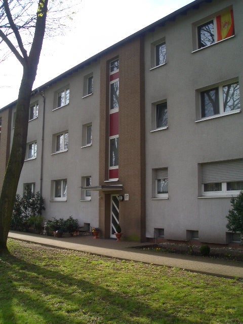Sofort bezugsfertig- der schöne Balkon wartet bereits - Foto 2