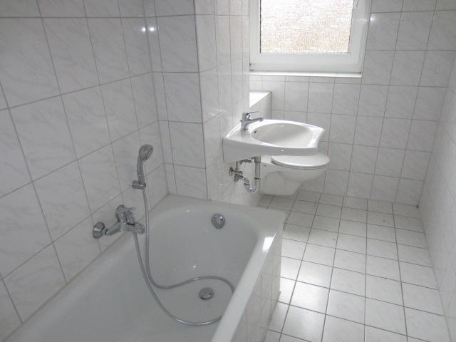 Renovierte 3-Zimmerwohnung inkl. hochwertigem Bodenbelag mit Balkon - Foto 2