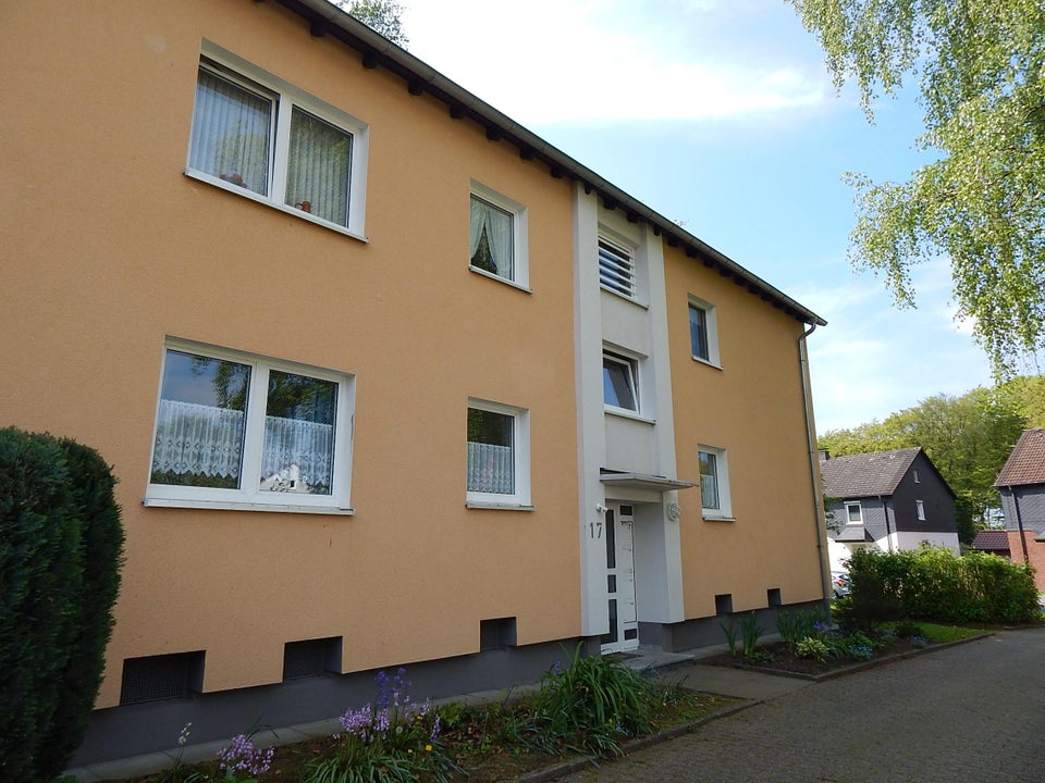 Willkommen in Ihrer neuen 2-Zimmer-Wohnung - ruhig gelegen - gepflegtes Umfeld - Photo 3
