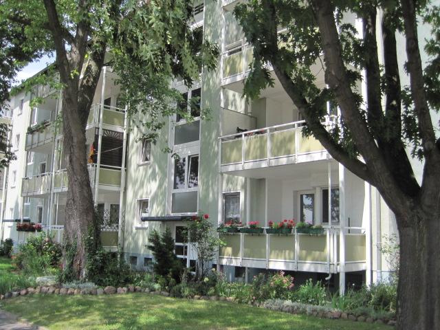 Stop! Ansprechende 3-Zimmer-Wohnung - Foto 3