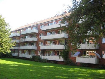 Modernisierte 1,5-Zimmer-DG-Wohnung - Foto 4