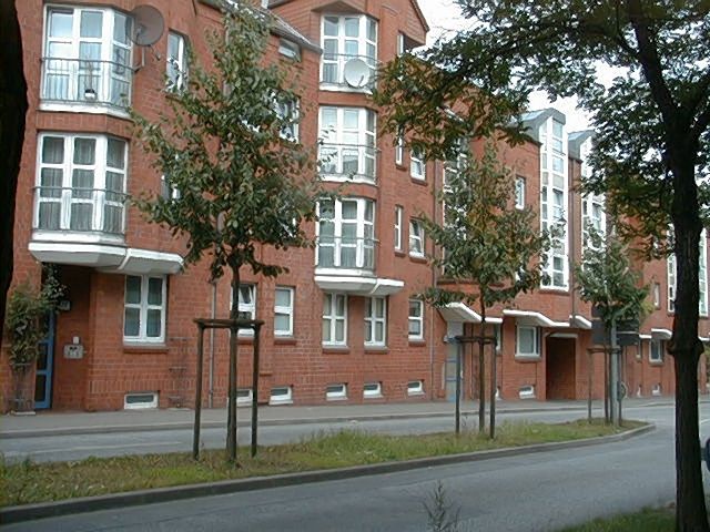 Moderne 3,5-Zimmer-Dachgeschosswohnung ohne Fahrstuhl - Foto 2