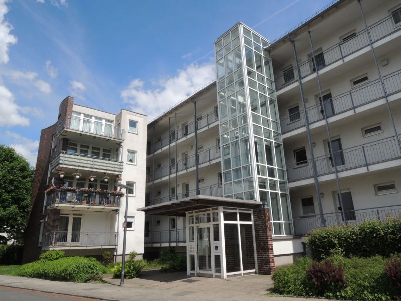 Individuelle 2-Zimmer-Wohnung mit Balkon - Photo 4