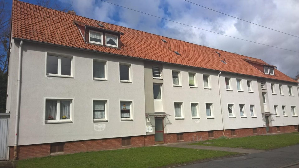BARSINGHAUSEN – FRISCH RENOVIERT: 4-Zimmer-Wohnung mit ca. 67 m² und Balkon – sofort verfügbar - Foto 3