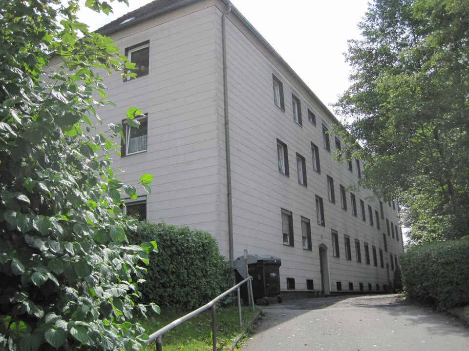 Renovierte 3-Zimmer-Wohnung in zentraler Lage - Foto 2