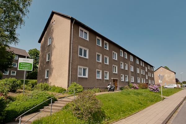Gebäudemodernisierung läuft: Bezugsfertige 2-Zi.-EG Wohnung - Photo 2