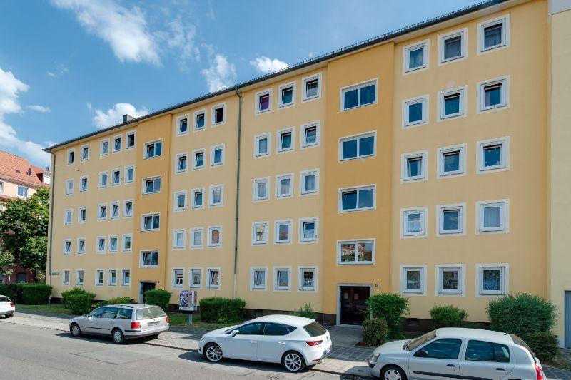Renovierte 2,5-Zimmer-Wohnung in ruhiger, zentraler Lage - Photo 2