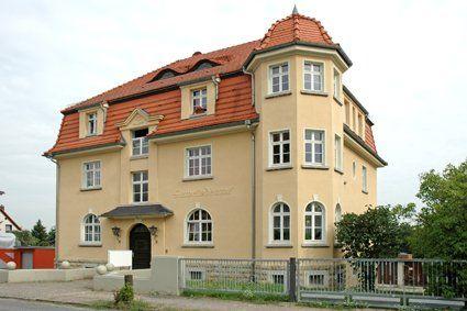 Renovierung einer herrlichen 2-Raum-Wohnung mit Gartenanteil! - Foto 2