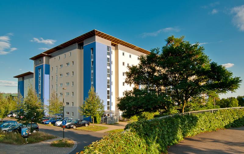 Großzügige helle 2-Zimmer-Wohnung mit Balkon und Terrasse - Photo 4