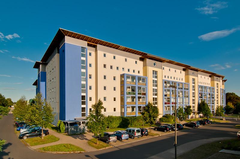 Renovierte 2-Zimmer-Wohnung im Erdgeschoss mit kleinem Garten und Terrasse - Foto 3