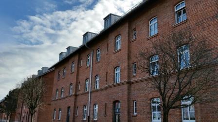 Einziehen und Wohlfühlen! Schicke, sanierte 1-Zimmer-Wohnung mit hervorragender Verkehrsanbindung - Photo 2