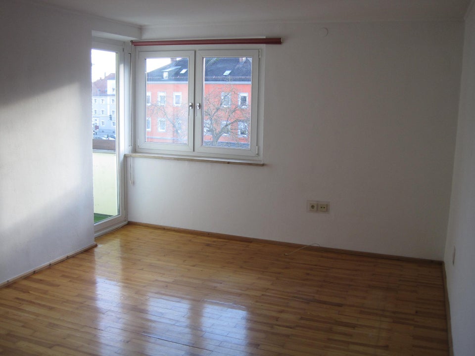 Hell, modern, renoviert: Deine neue 2-Zimmer-Wohnung mit Balkon - Foto 5