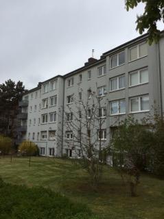 Top Lage! Schöne 2016 Modernisierte 2-Zimmer-Wohnung in Frankfurt /Dornbusch - Photo 1