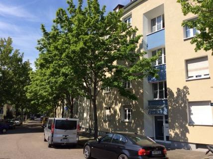 Wunderschöne 3-Zimmer-Wohnung im 4. OG ohne Aufzug ! - Foto 2