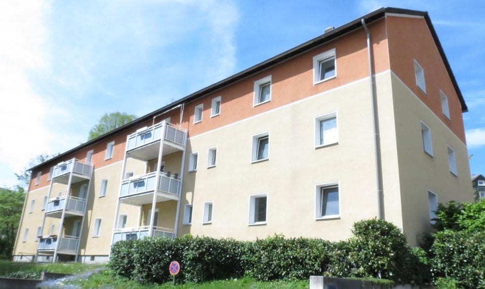 Frisch renovierte 2-Zi.-EG-Whg. mit Tageslichtbad und Balkon - Foto 2