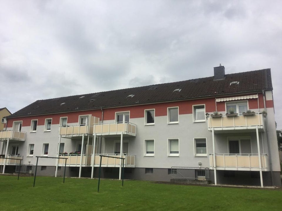 Schöne 3-Zimmer-Wohnung mit großem Balkon! - Foto 1