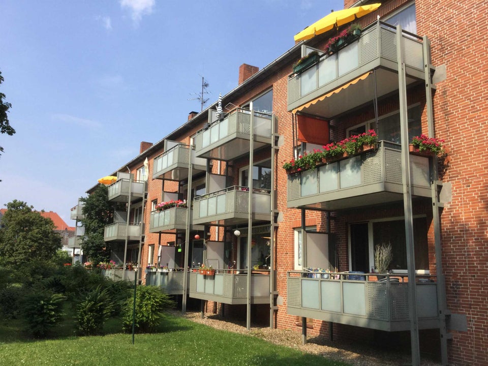 Gemütliche Wohnung mit Balkon in ruhiger Nebenstraße - Photo 1