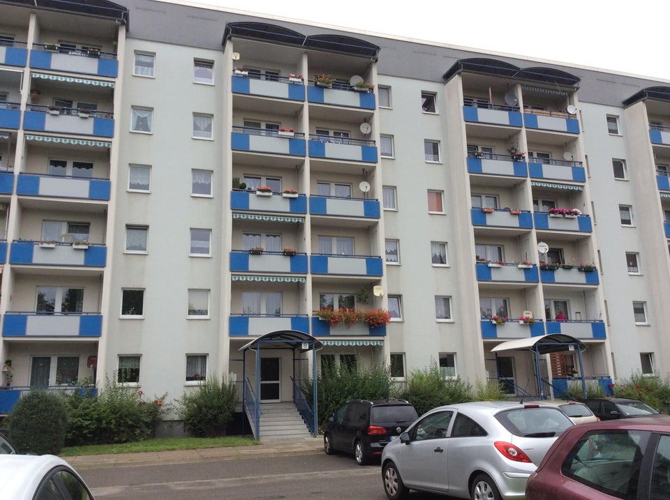 3 Zimmer, Küche, Bad und Balkon in Lausen-Grünau! - Foto 3
