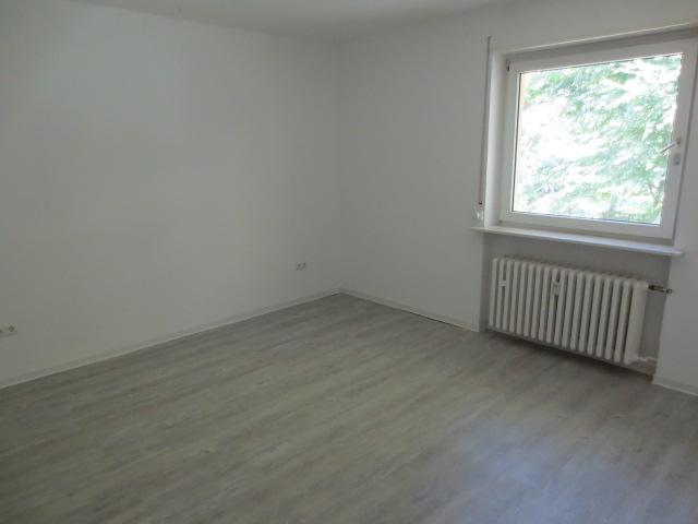 Schöne 4-Zimmer-Wohnung in ruhiger Lage - Foto 3