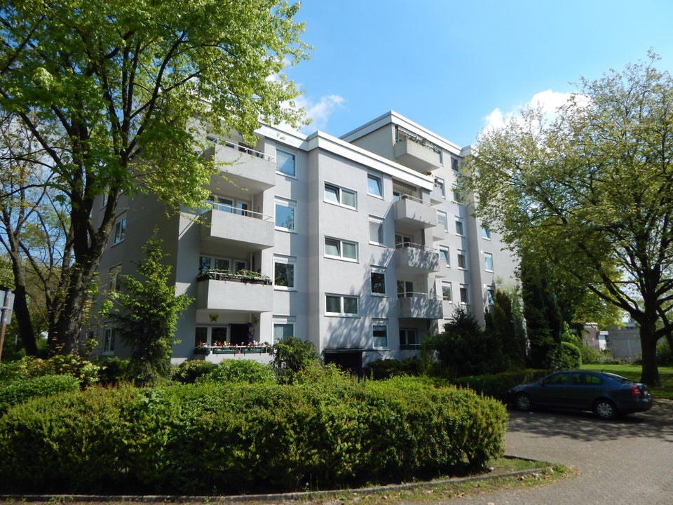 Willkommen Zuhause: individuelle 4-Zi.-Whg. mit Balkon - Foto 1