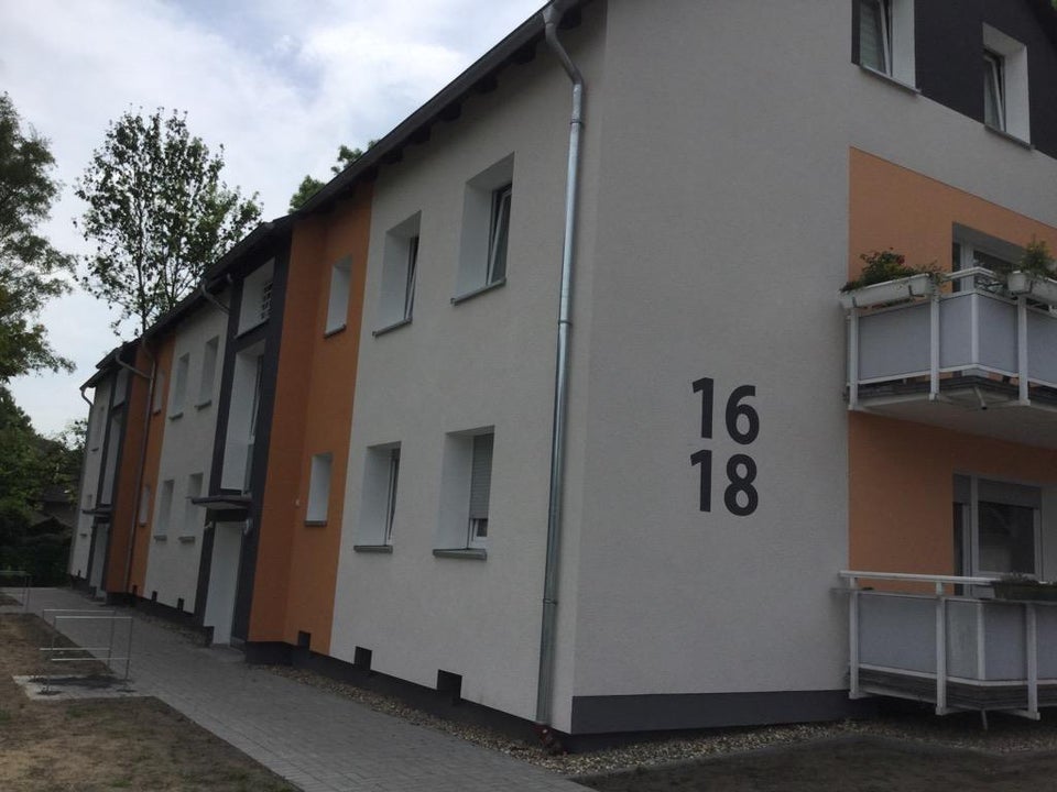 Hier lässt es sich aushalten: individuelle 2-Zi.-Wohnung mit Ausblick - Photo 5