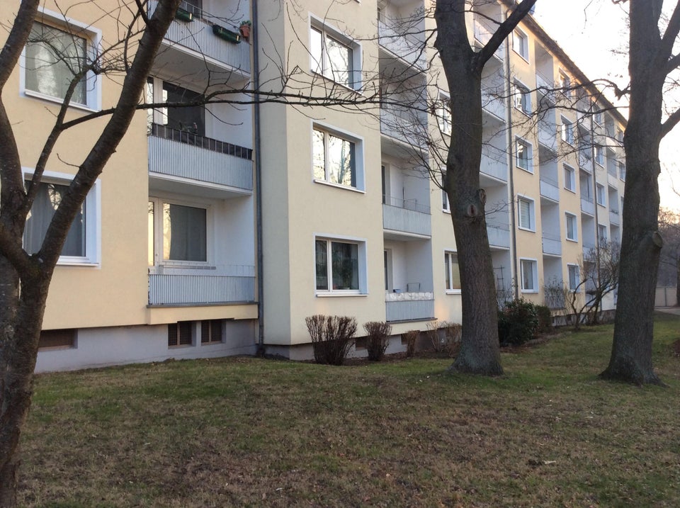 Schöne Wohnung: interessante 4,5-Zimmer-Wohnung - Foto 2