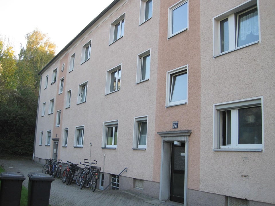 Renoviertes Schmuckstück: Helle 4-Zimmer-Wohnung für Familien - Foto 1