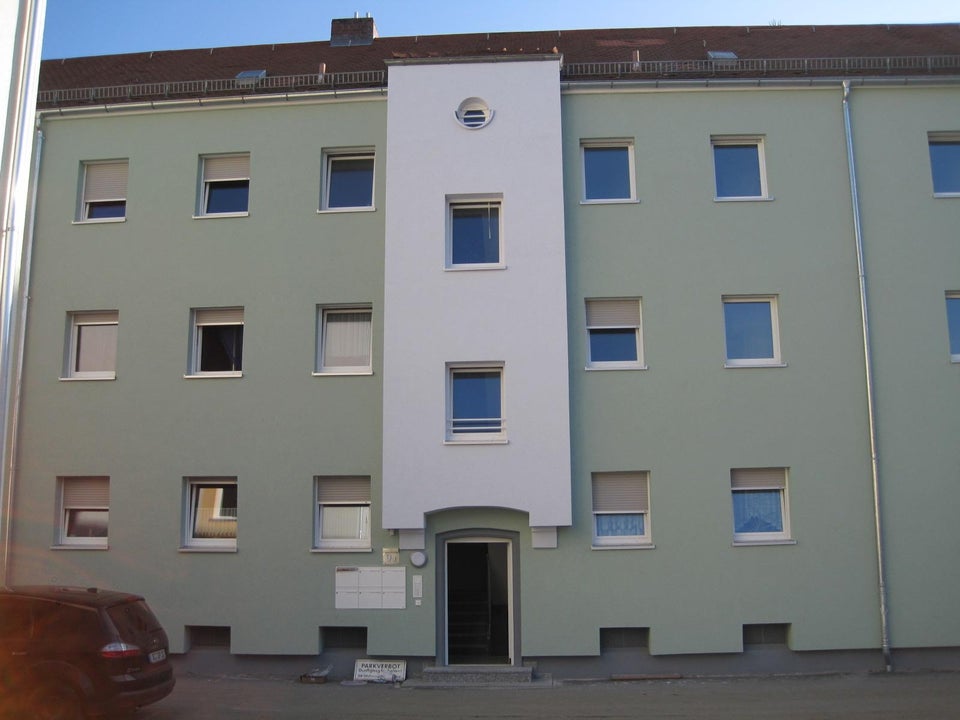 Renovierte 3 - Zimmer Wohnung mit Balkon in modernisierter Wohnanlage! - Foto 2