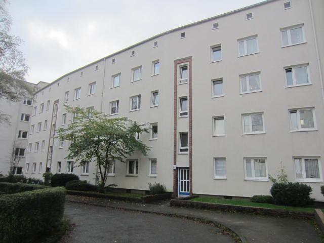 Frisch sanierte 2-Zimmer-Wohnung mit Balkon! Mietbeginn zum 21.07.2026 - Photo 2