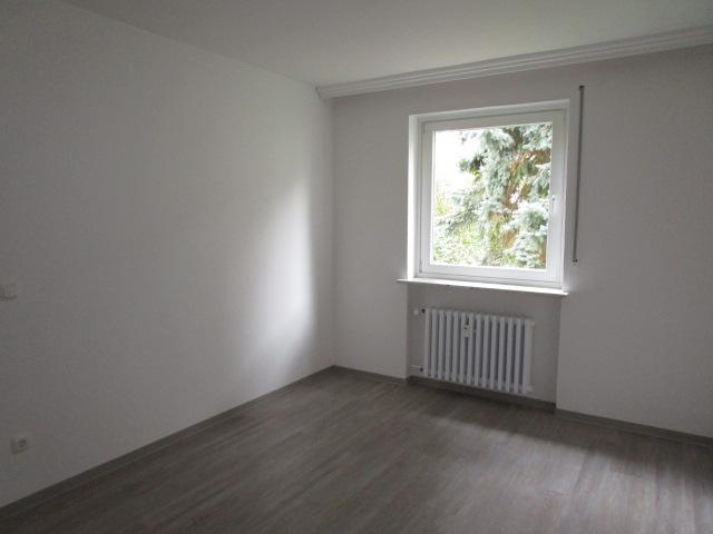 2-Zimmer-Wohnung,komplett renoviert inkl Balkon in grüner Lage - Photo 2