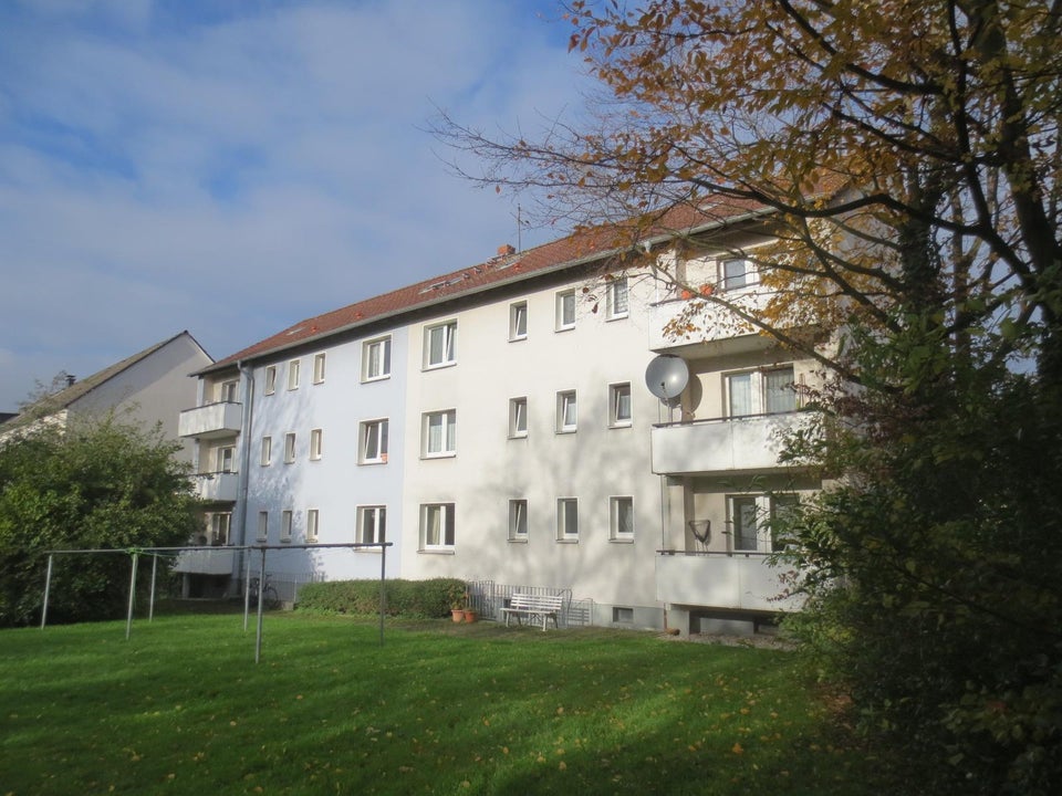 Preiswerte und günstig geschnittene 3-Zimmer-Wohnung - Foto 5