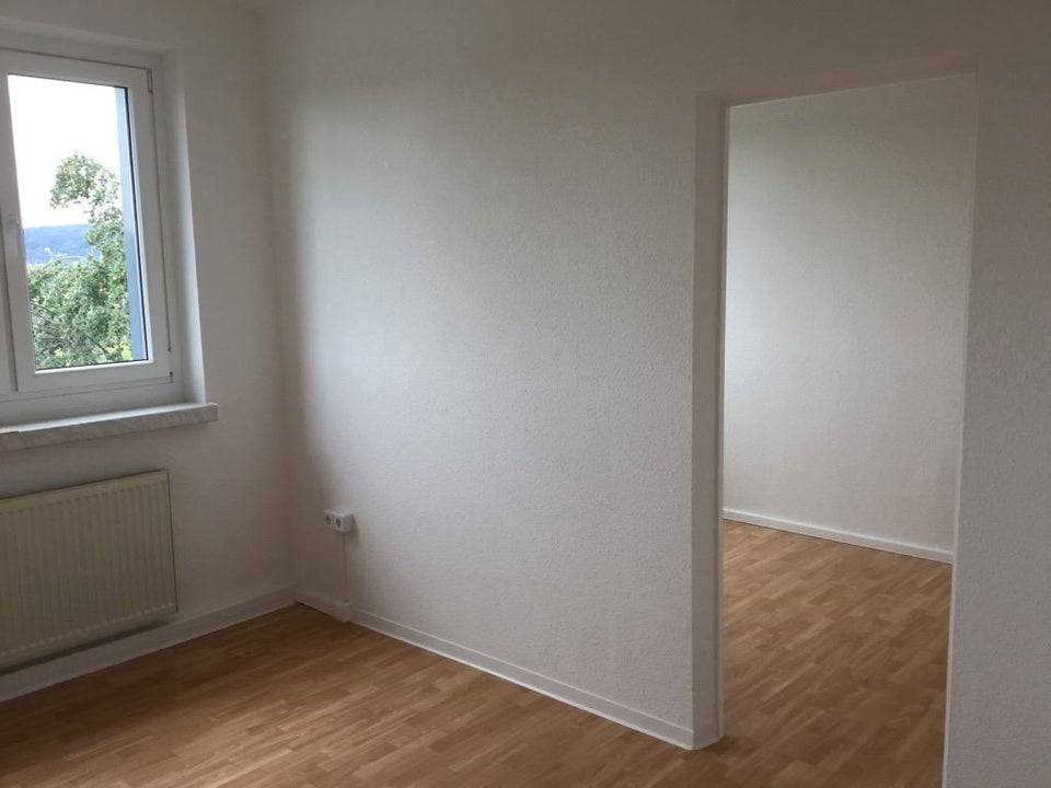 Nette Nachbarn gesucht: günstig geschnittene 4-Zi.-Wohnung - Foto 4