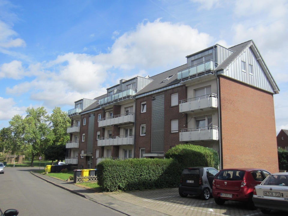 Ab dem 15.07.2026: schöne Erdgeschosswohnung - Foto 2