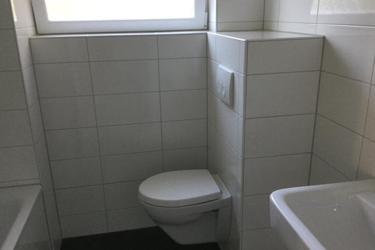 تصویر Familienfreundliche 3,5-Zimmer-Wohnung mit Einbauküche