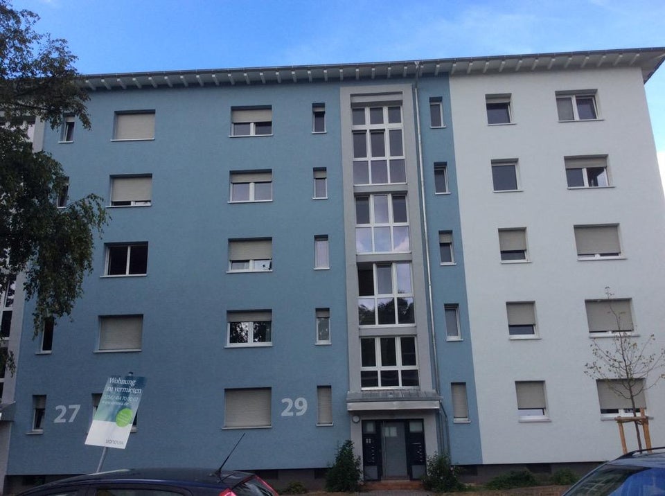 Erstbezug nach Sanierung! Helle 3-Zimmer-Wohnung im 4. OG ohne Aufzug. - Foto 2