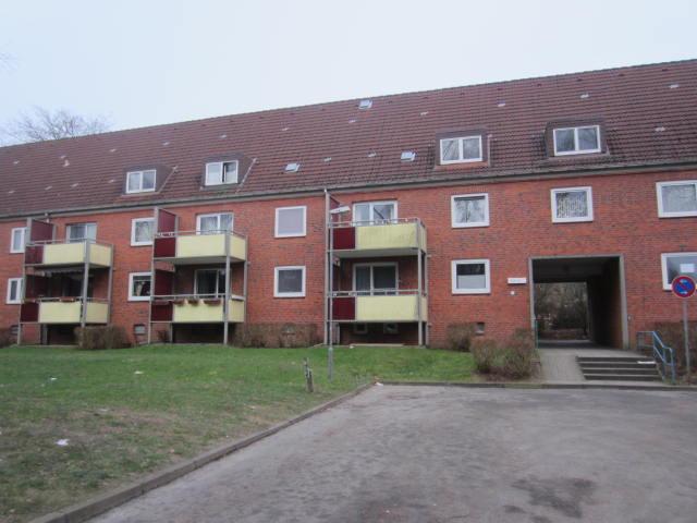 Nette Nachbarn gesucht: Frisch sanierte 1-Zi.-DG-Wohnung mit schönem Ausblick - Foto 4