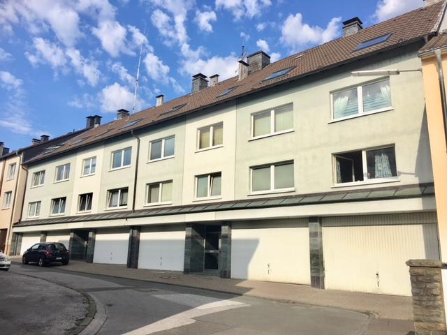 Frisch renovierte 2-Zi.-DG-Whg. mit neuem Boden und Balkon - Foto 1
