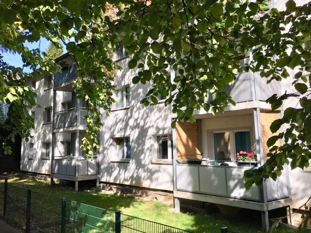 Gemütliche 2-Zi.-Whg. mit Tageslichtbad und Balkon, auf Wunsch frei ab 01.07. - Foto 2
