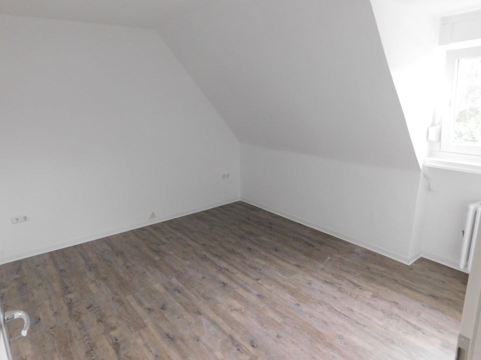 Schönes Heisingen: 2-Zimmer-Raumwunder mit großer Küche in sehr ruhiger Wohnlage - Photo 5